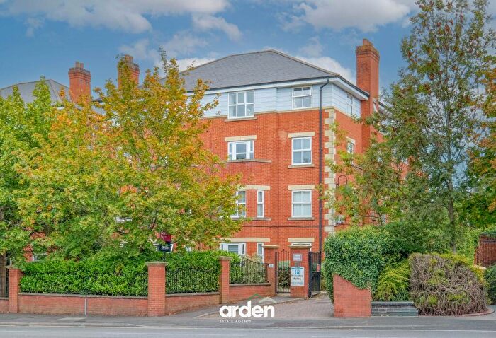 2 Bedroom Flat For Sale In Warwick Road, Westley Heights, B92