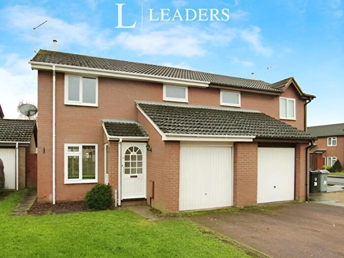 3 Bedroom Semi-Detached House To Rent In Redcot Gardens, Stamford, PE9