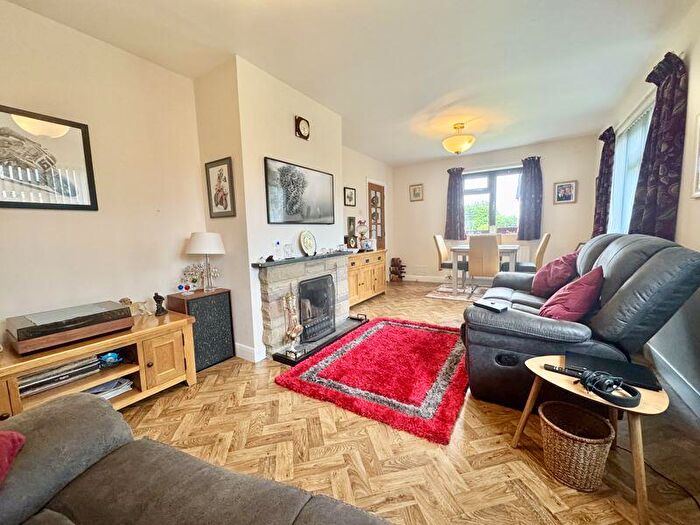 2 Bedroom Bungalow For Sale In Main Road, Saltfleet, LN11