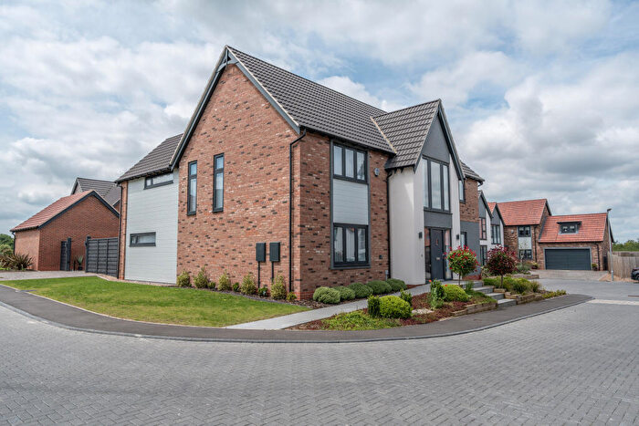 4 Bedroom Detached House For Sale In Park View, Long Bennington, NG23
