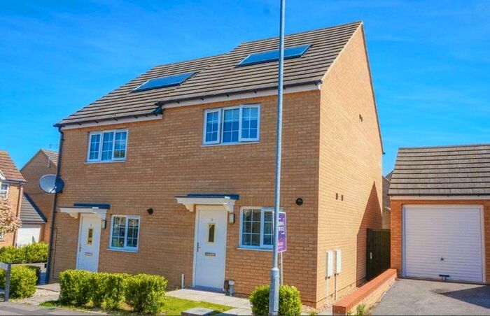 2 Bedroom Semi-Detached House To Rent In Olympic Square, Corby, NN18
