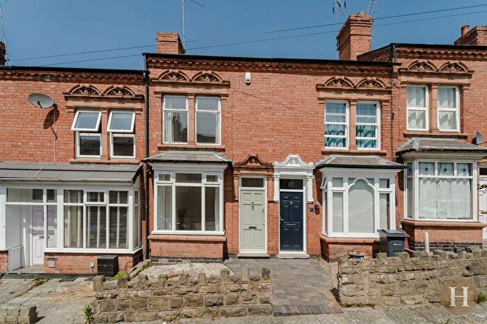 2 Bedroom Terraced House For Sale In Hartledon Road, Birmingham, B17