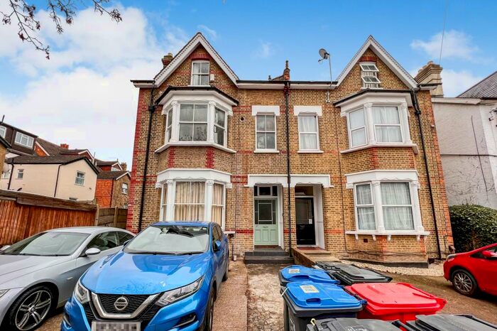 Studio For Sale In Flat, Woodstock Road, Croydon, CR0