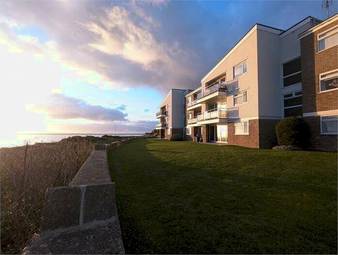 2 Bedroom Apartment To Rent In Shears Court, West Mersea, CO5