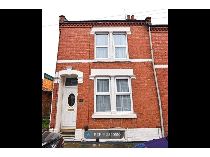 2 Bedroom End Terrace House To Rent In Artizan Road, Northampton, NN1