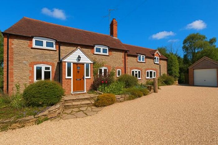 3 Bedroom Cottage To Rent In Church Hill, Great Haseley, Oxford, OX44