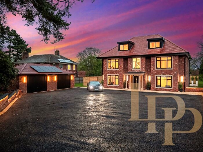 5 Bedroom Detached House For Sale In Mill Lane, Willaston, Neston, CH64