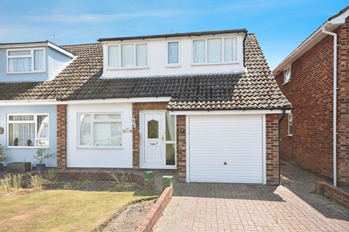 2 Bedroom Semi-Detached House For Sale In Meadow Close, Panfield, Braintree, CM7