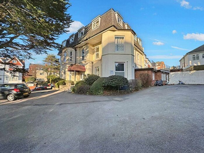 1 Bedroom Flat For Sale In Boscombe Spa Road, Boscombe Spa, BH5