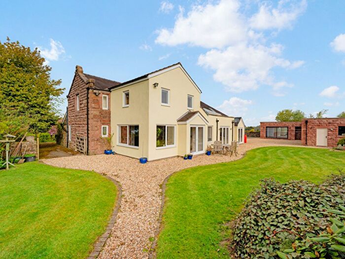 5 Bedroom Property For Sale In Pines Lane, Staffs, ST8