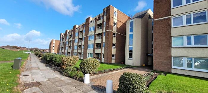 2 Bedroom Flat For Sale In The Banks, Burbo Way, Wallasey, CH45