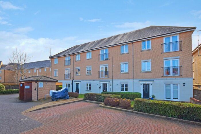 2 Bedroom Flat To Rent In Parnell Place, Braintree CM7
