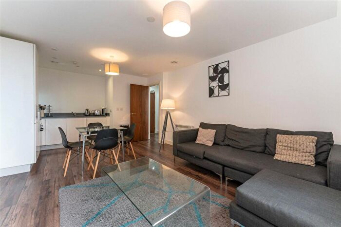 1 Bedroom Apartment To Rent In Broadway Residences, Broad Street, Birmingham, West Midlands, B15