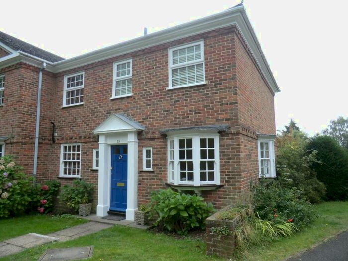 3 Bedroom Semi-Detached House To Rent In Benyon Court, Reading, RG1