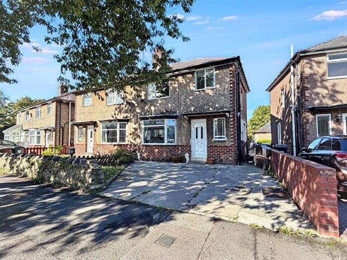 3 Bedroom Semi-Detached House For Sale In Milnbank Avenue, Buxton, Derbyshire, ., SK17