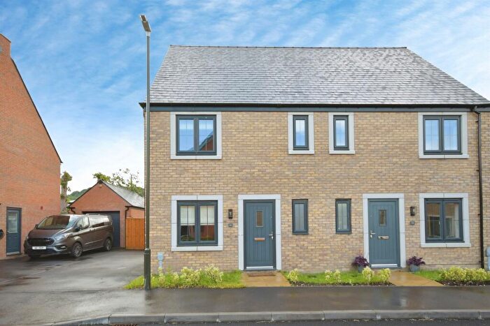 3 Bedroom Semi-Detached House For Sale In Weavers Road, Darley Dale, Matlock, DE4