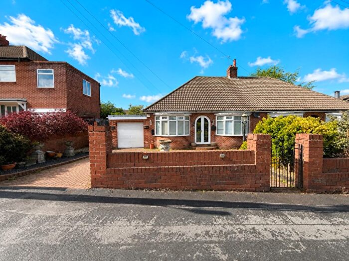 3 Bedroom Semi-Detached Bungalow For Sale In The Broadway, Sunderland, SR4