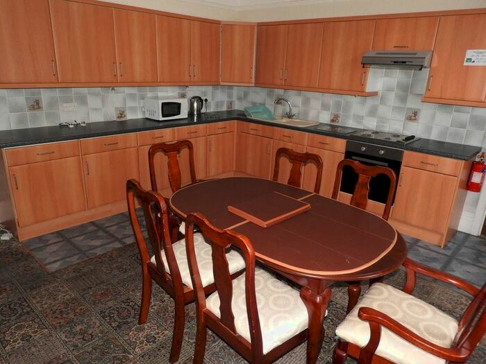 2 Bedroom Flat To Rent In Eaton Crescent, Uplands, Swansea, SA1