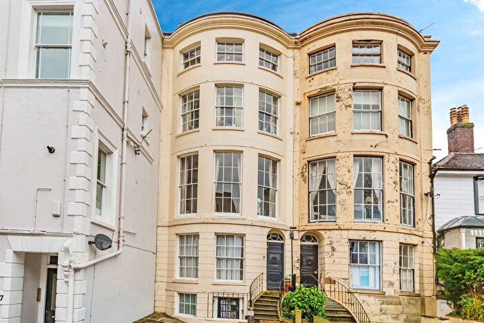 2 Bedroom Flat For Sale In Mount Sion, Tunbridge Wells, TN1