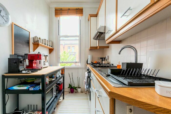 1 Bedroom Flat To Rent In Oxberry Avenue, Parsons Green, London, SW6