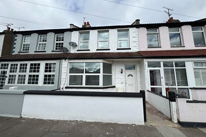 3 Bedroom Terraced House For Sale In Trinity Road, Southend On Sea, SS2