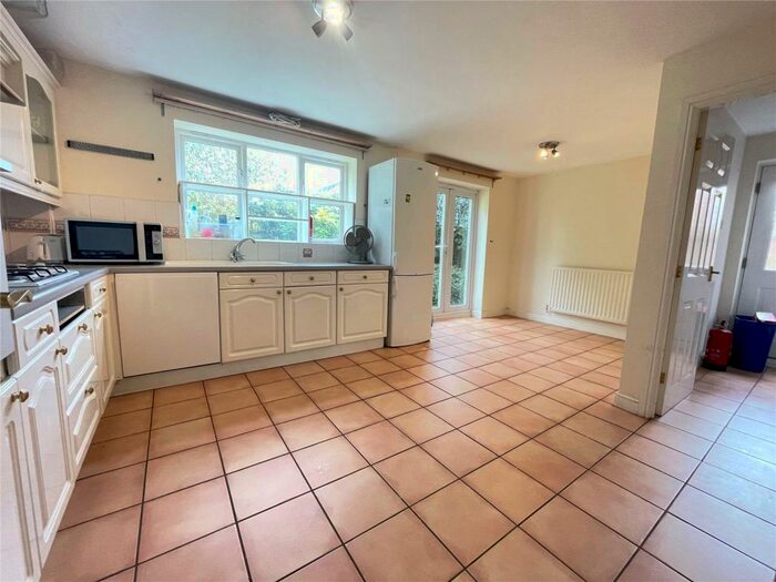 6 Bedroom Detached House To Rent In Lucerne Avenue, Bicester, Oxfordshire, OX26