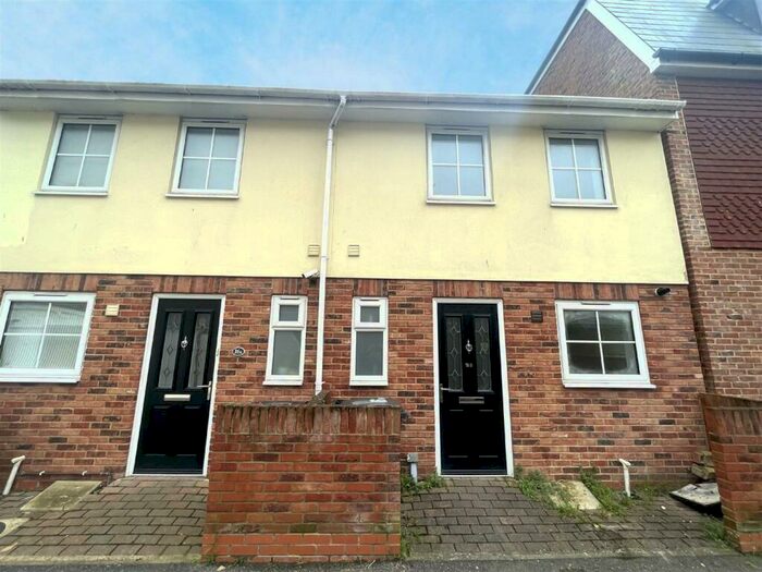 2 Bedroom Terraced House To Rent In Lushington Lane, Eastbourne, BN21