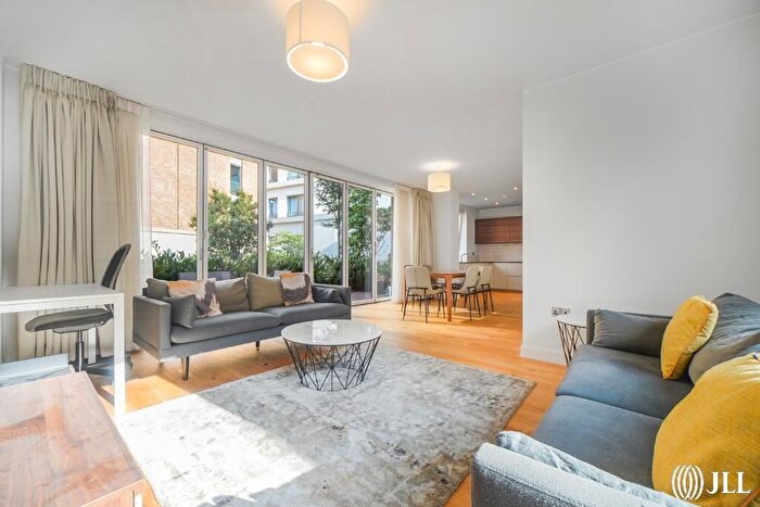 4 Bedroom End Of Terrace House To Rent In Soapmaker Mews Sugar House Island, E15