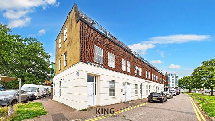 1 Bedroom Flat For Sale In Comet Way, Hatfield, AL10