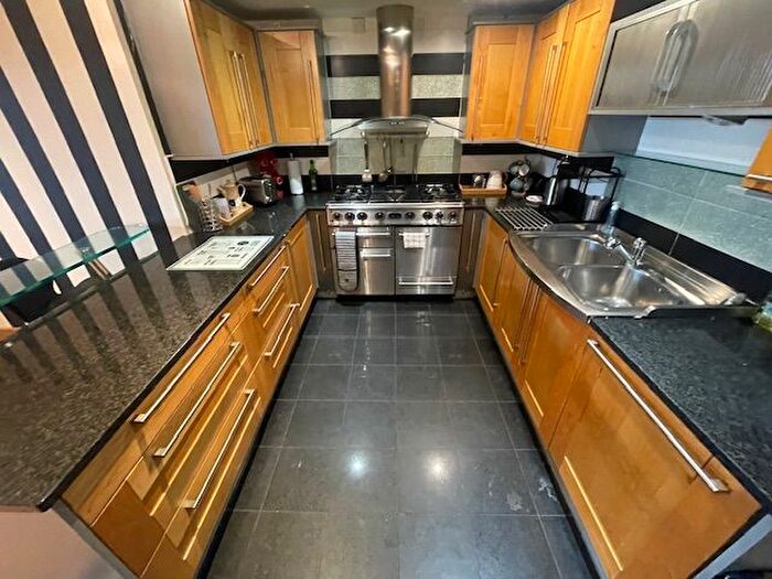 4 Bedroom Flat To Rent In Parkfield Road, Liverpool, L17