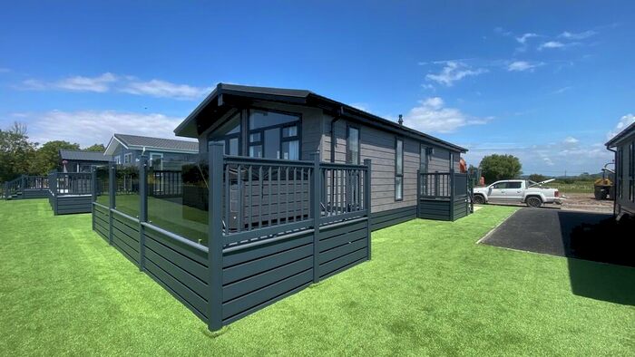 2 Bedroom Mobile Home For Sale In Rookery Manor Lodges, Edingworth, BS24