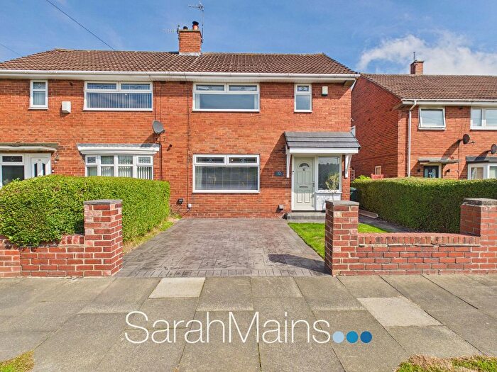 2 Bedroom Semi-Detached House For Sale In Longrigg, Leam Lane, NE10