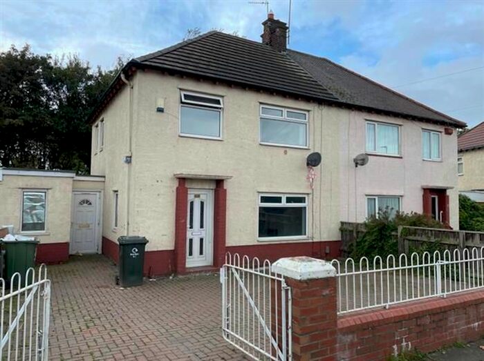 3 Bedroom Property To Rent In Roberts Avenue, Grangetown, Middlesbrough, TS6