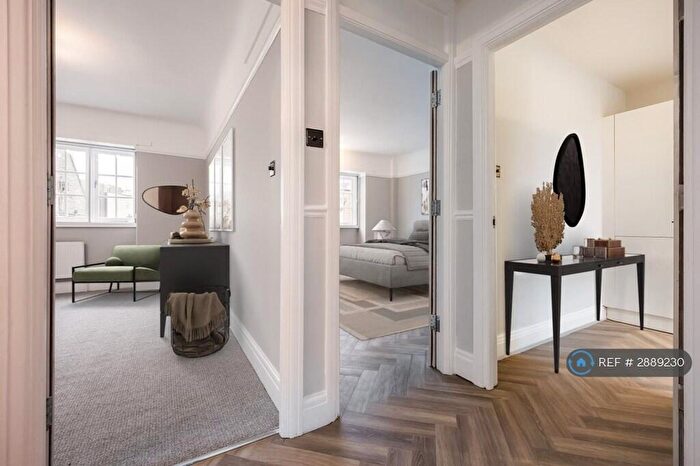 3 Bedroom Flat To Rent In Richmond Chambers, Bournemouth, BH2