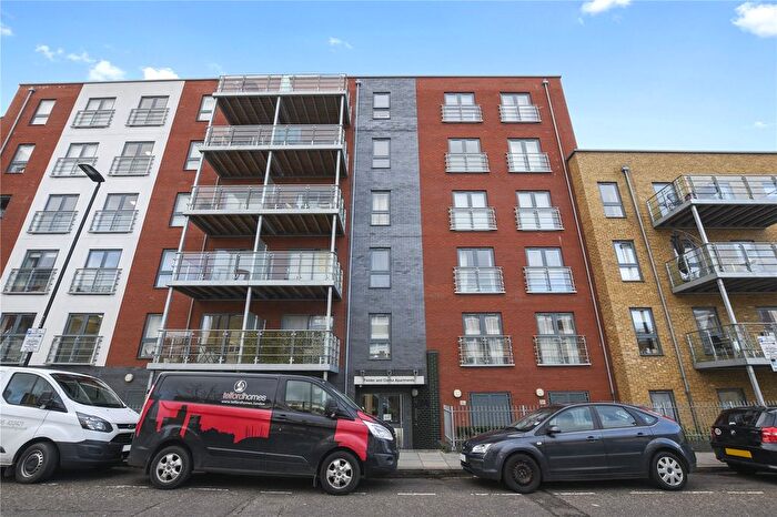1 Bedroom Flat To Rent In Fielder Apartments, Heath Place, Bow, London, E3