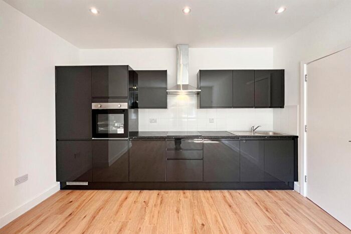 2 Bedroom Flat To Rent In Bournemouth, BH2