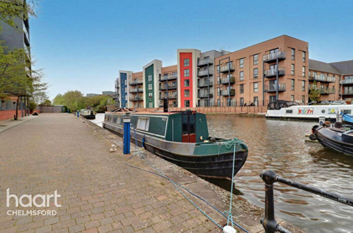 2 Bedroom Apartment For Sale In Wharf Road, Chelmsford, CM2