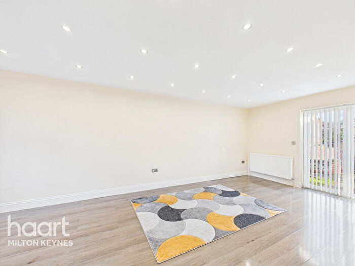 3 Bedroom Terraced House For Sale In Ashby, Eaglestone, MK6