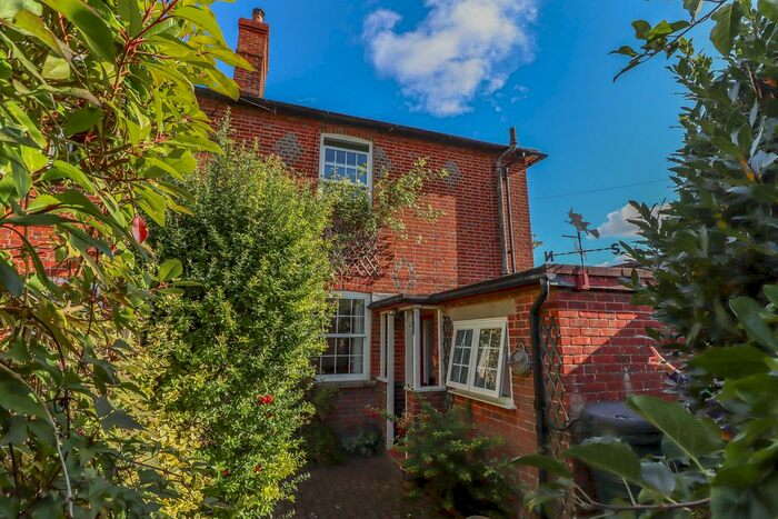 2 Bedroom End Of Terrace House For Sale In Broughton, Stockbridge, Hampshire, SO20