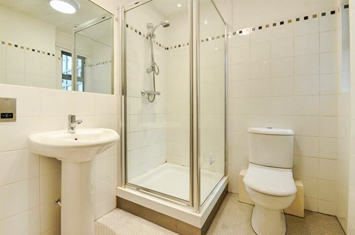 2 Bedroom Apartment To Rent In Castle Exchange, NG1