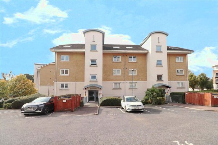2 Bedroom Flat To Rent In Triton Lodge, Chichester Wharf, Erith, Kent, DA8