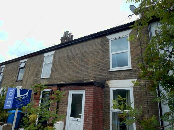 3 Bedroom Park Home To Rent In Trinity Street, NR2