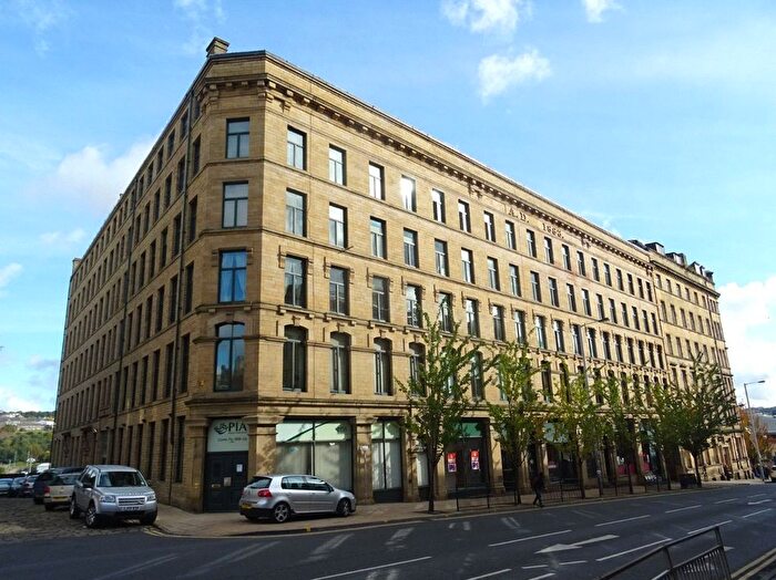 1 Bedroom Flat To Rent In Broadgate House, Broad Street, Bradford, West Yorkshire, BD1