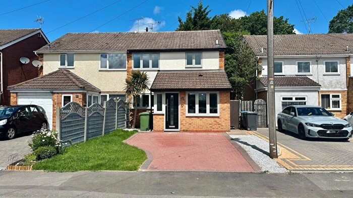 3 Bedroom Semi-Detached House For Sale In Monks Road, Binley Woods, Coventry, CV3