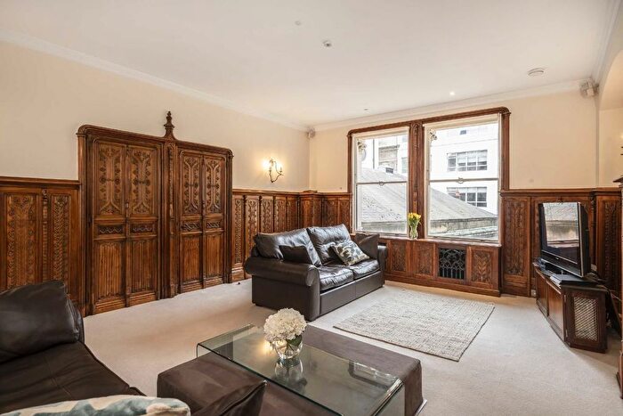 1 Bedroom Flat For Sale In Lothbury, City Of London, EC2R