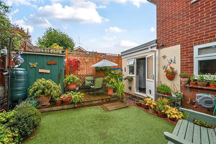 2 Bedroom Semi-Detached House For Sale In Crestwood Avenue, Kidderminster, Worcestershire, DY11