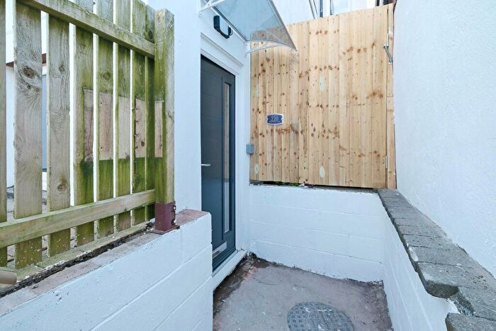 1 Bedroom Apartment To Rent In Hornby Road, Blackpool, Lancashire, FY1