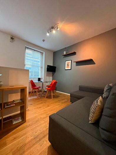 2 Bedroom Flat To Rent In Maple Street, Fitzrovia, W1T