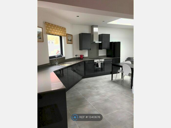 1 Bedroom Bungalow To Rent In Ferndale Rise, Cambridge, CB5