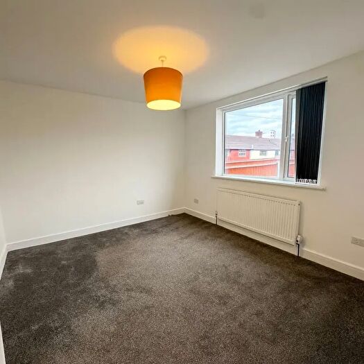 4 Bedroom Semi-Detached House To Rent In Herald Street, Broughton, HP22